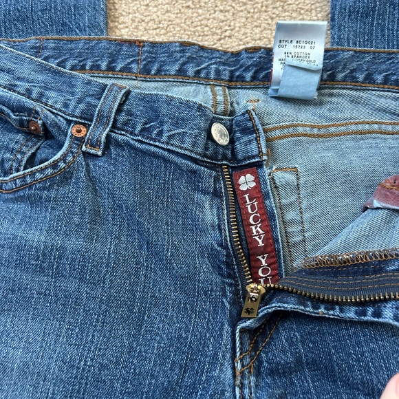Lucky Brand Classic Fit Regular Length Jeans size 10/30 - Picture 3 of 7